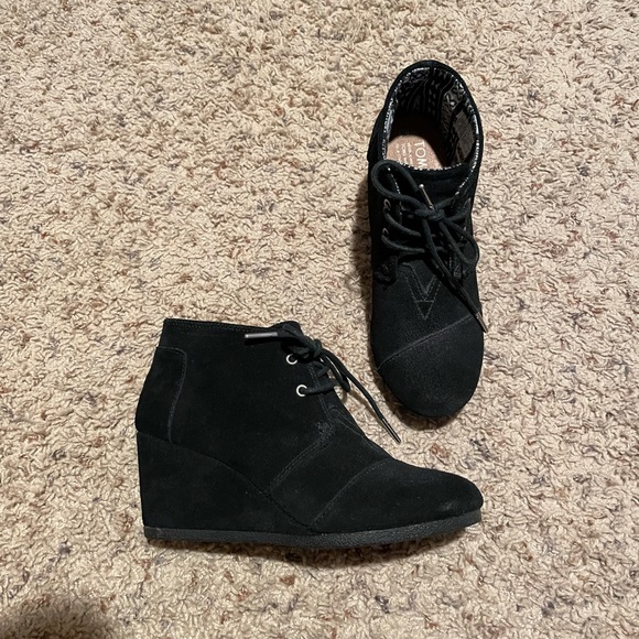 TOMS wedge booties- SOLD - Picture 2 of 10